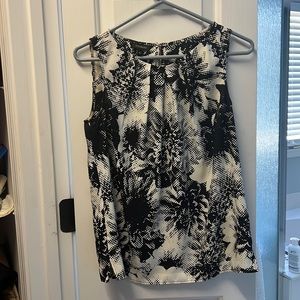 Talbots Black & White Sleeveless Blouse Size 2 EUC